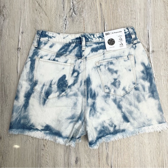 BP Shorts Bleached Cutoffs - Picture 7 of 8